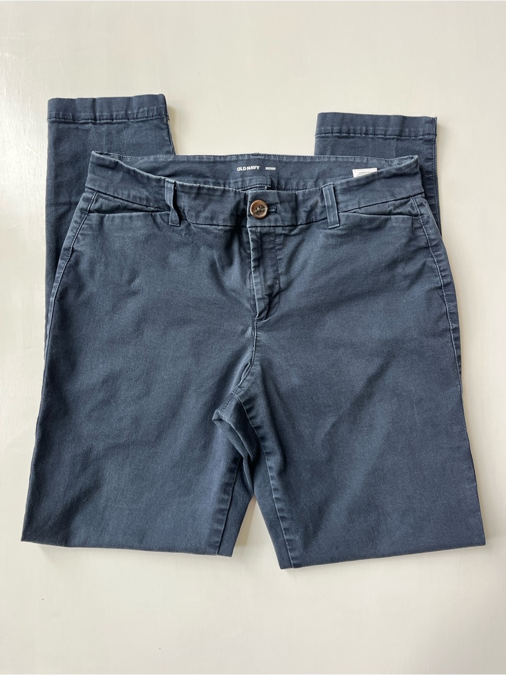 OLD NAVY Bundle of Skinny Fit Pants in Navy and Black size 6 - Picture 3 of 11
